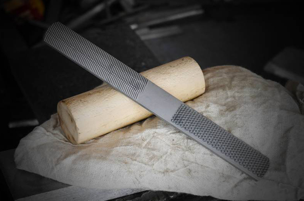 Edge contouring and smoothing